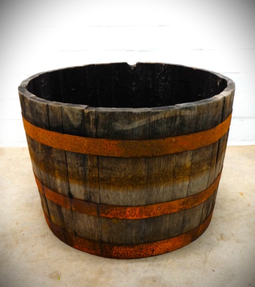 Halve whiskyton 180l